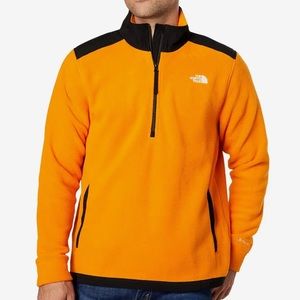 The Northface men’s Alpine Polartec 200 1/4 zip pullover jacket sweatshirt med